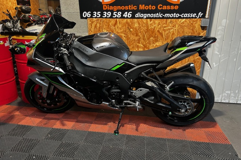 KAWASAKI ZX10R 2025, Saint-Étienne, Diagnostic Moto Casse