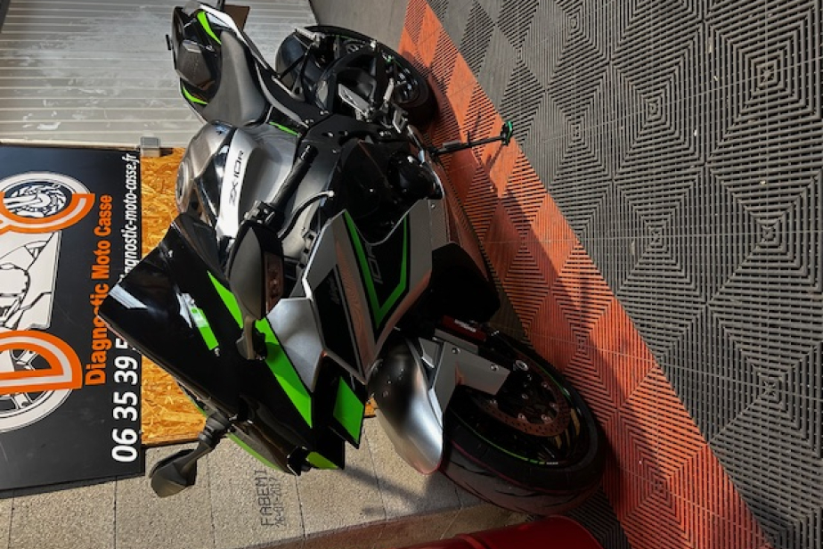 KAWASAKI ZX10R 2025, Saint-Étienne, Diagnostic Moto Casse