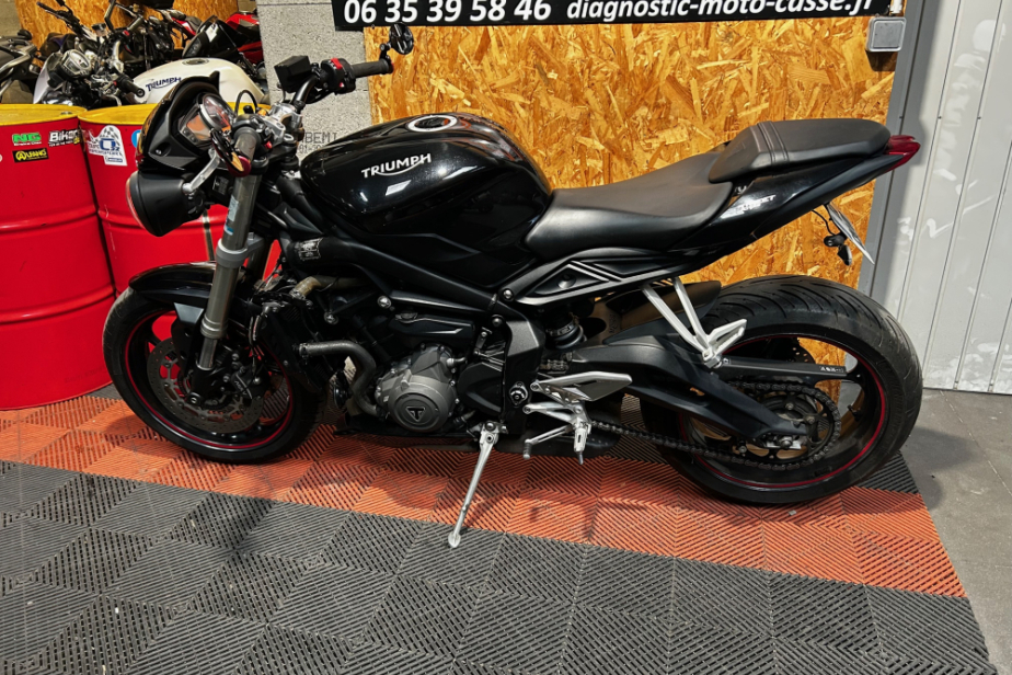 TRIUMPH 660 S STREET TRIPLE 2018, Saint-Étienne, Diagnostic Moto Casse