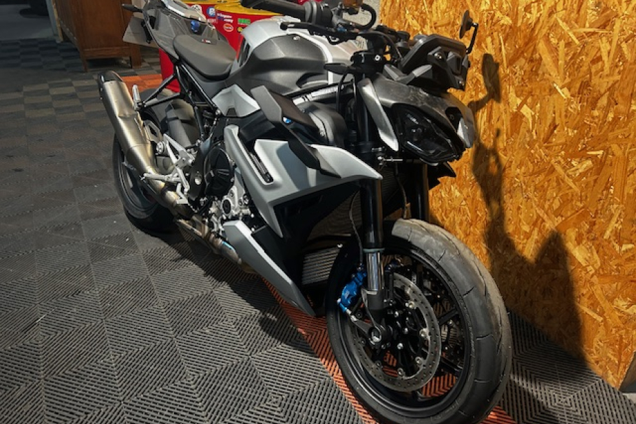 BMW M1000R 2025, Saint-Étienne, Diagnostic Moto Casse