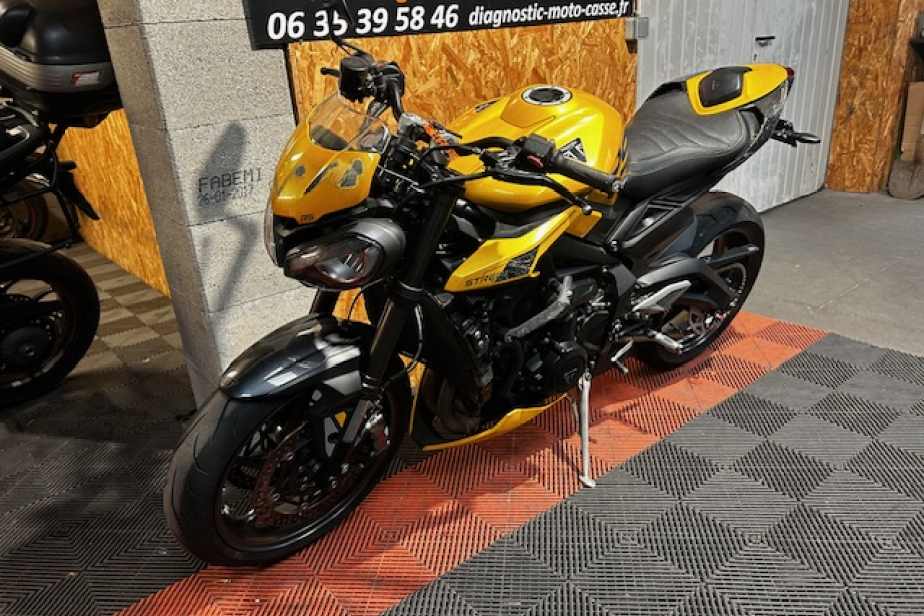 TRIUMPH 765 RS 2023, Saint-Étienne, Diagnostic Moto Casse