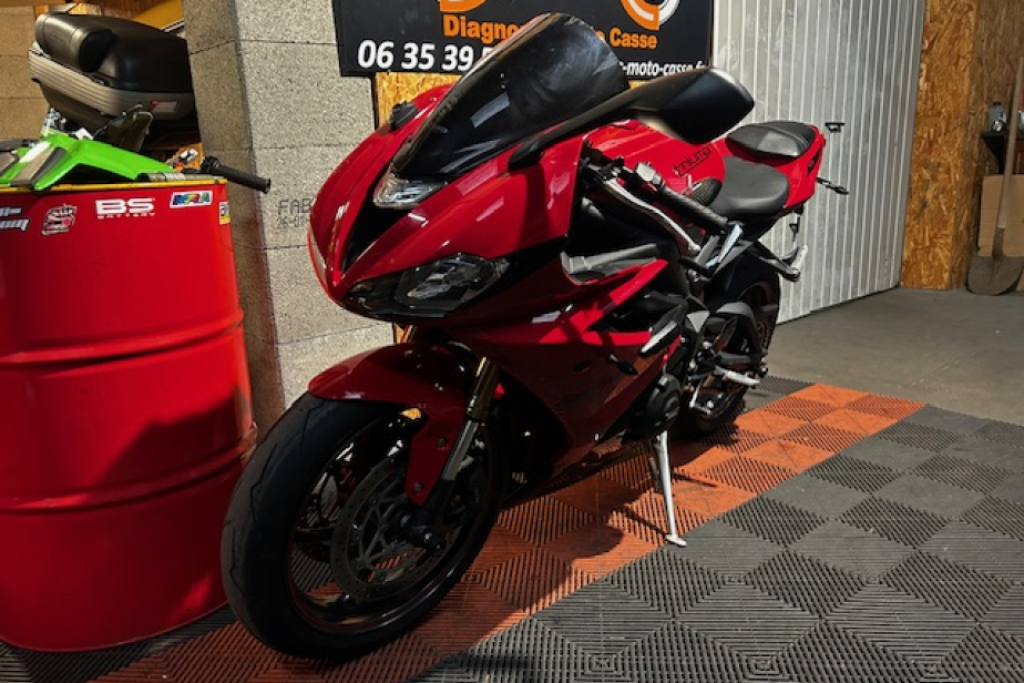 TRIUMPH 675 DAYTONA  2015, Saint-Étienne, Diagnostic Moto Casse