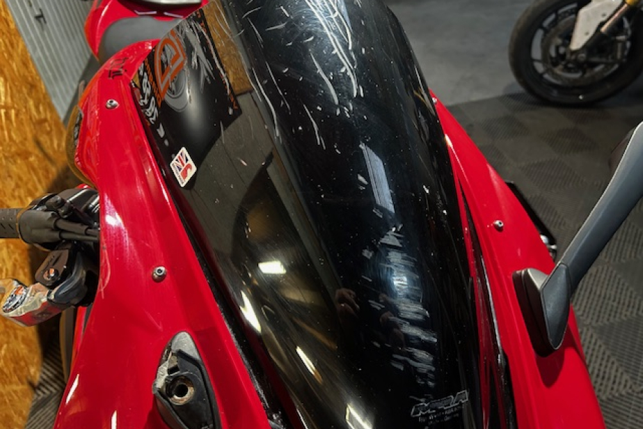 TRIUMPH 675 DAYTONA  2015, Saint-Étienne, Diagnostic Moto Casse