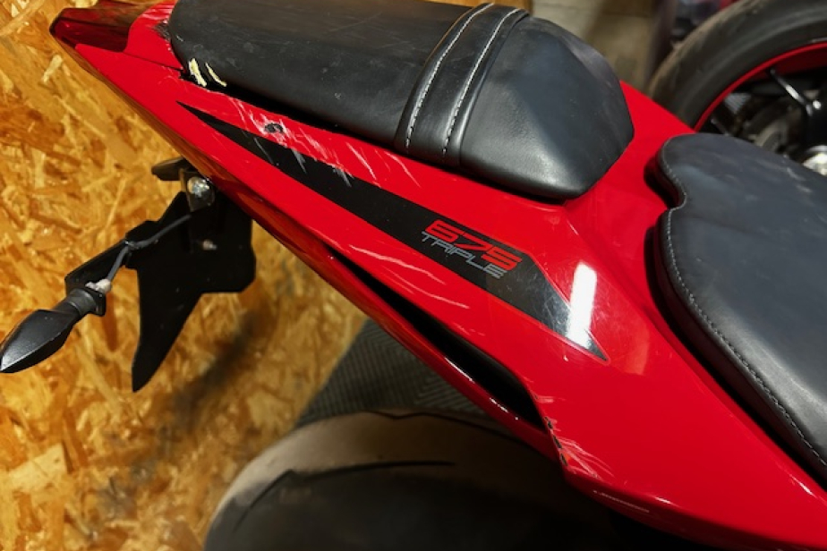 TRIUMPH 675 DAYTONA  2015, Saint-Étienne, Diagnostic Moto Casse