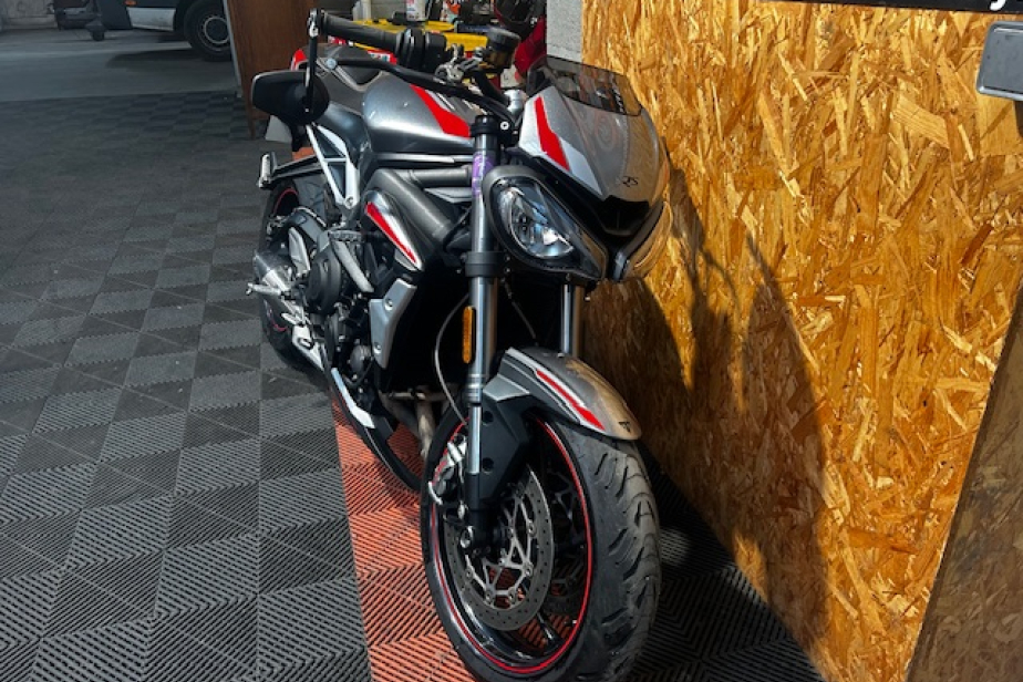 TRIUMPH 765 RS 2020, Saint-Étienne, Diagnostic Moto Casse