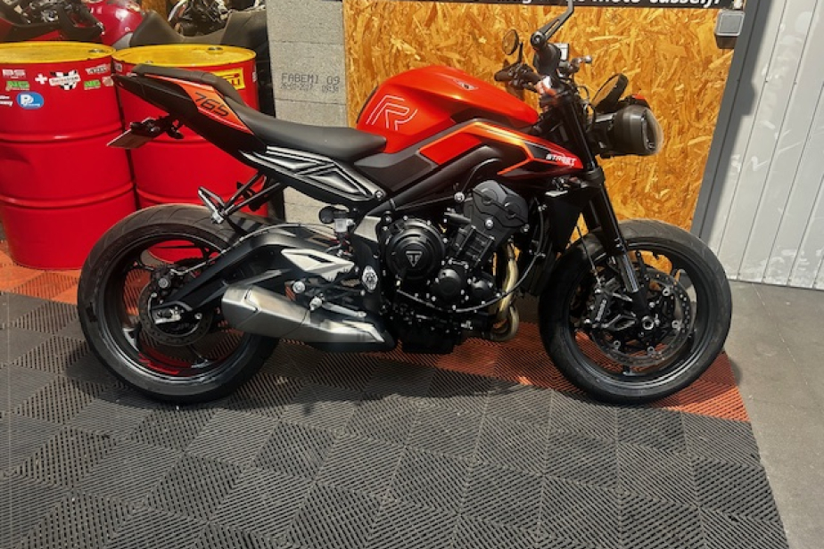 TRIUMPH 765 R 2024, Saint-Étienne, Diagnostic Moto Casse