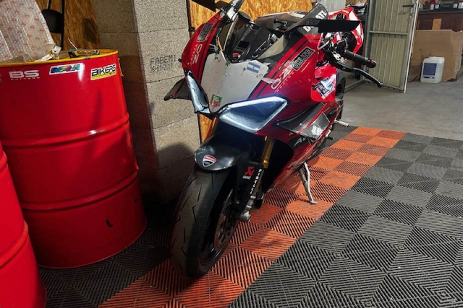 DUCATI PANIGALE V4R 2019, Saint-Étienne, Diagnostic Moto Casse