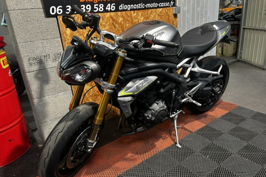 TRIUMPH SPEED TRIPLE 1200 RS 2021, Saint-Étienne, Diagnostic Moto Casse