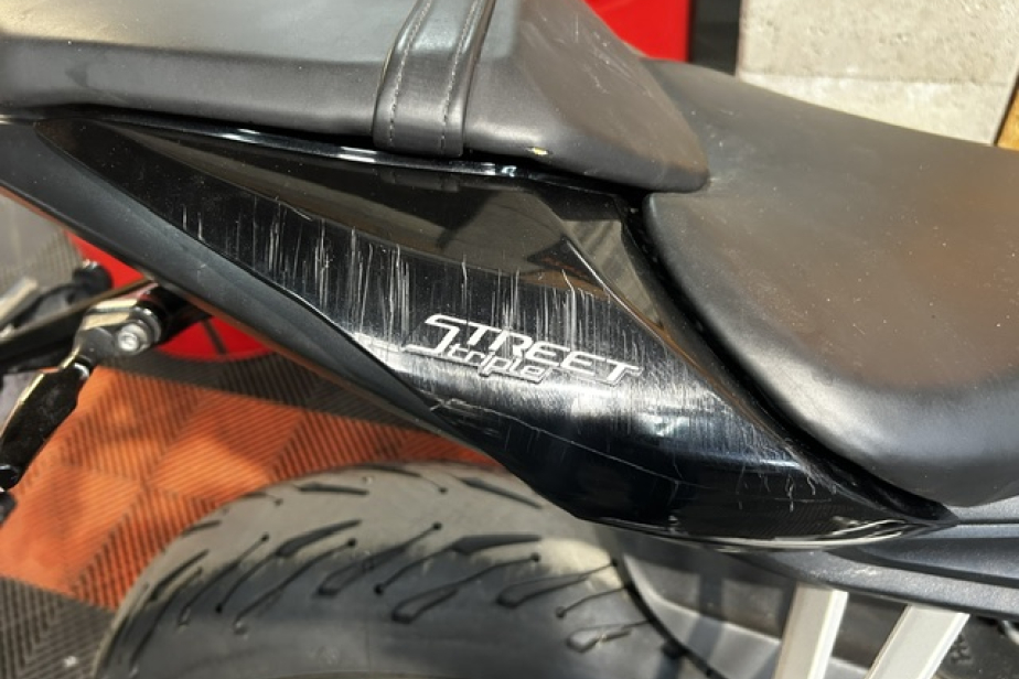 TRIUMPH 660 STREET TRIPLE 2019, Saint-Étienne, Diagnostic Moto Casse