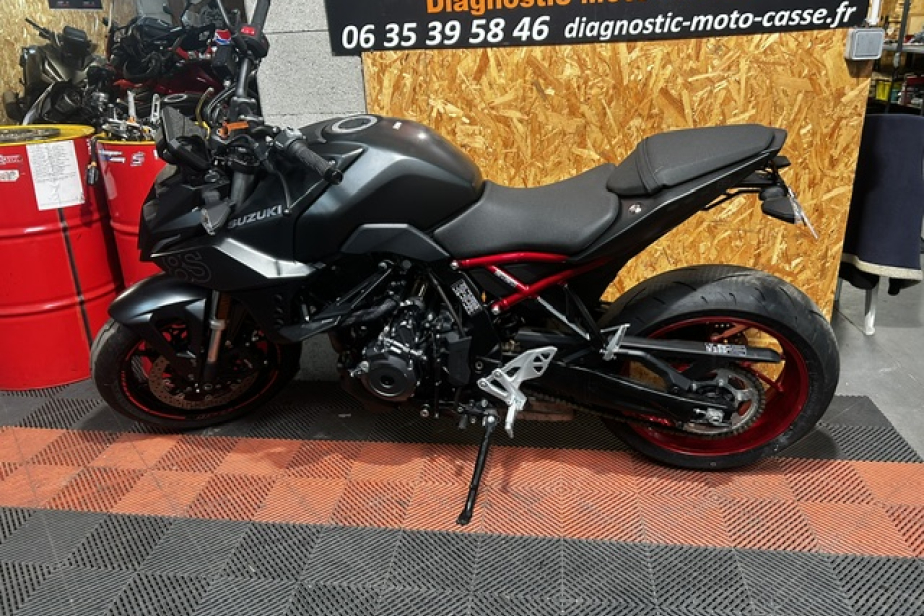 SUZUKI GSX-8S 2025, Saint-Étienne, Diagnostic Moto Casse