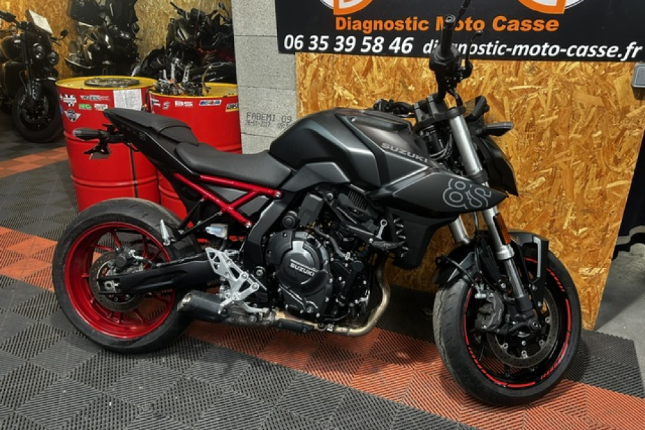 SUZUKI GSX-8S 2025, Saint-Étienne, Diagnostic Moto Casse