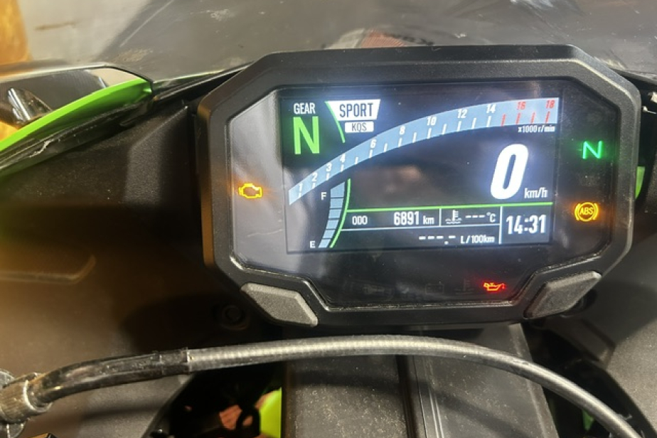 KAWASAKI ZX6R 2024 40 eme Anniversaire, Saint-Étienne, Diagnostic Moto Casse
