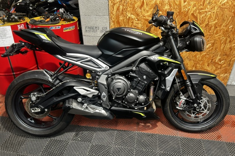 TRIUMPH STREET TRIPLE 765 RS 2021, Saint-Étienne, Diagnostic Moto Casse