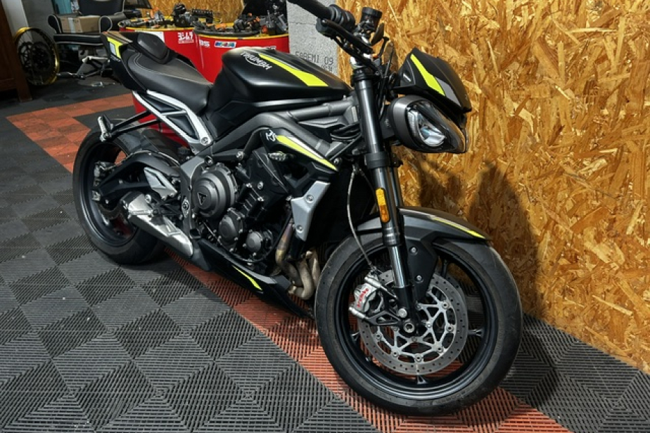 TRIUMPH STREET TRIPLE 765 RS 2021, Saint-Étienne, Diagnostic Moto Casse