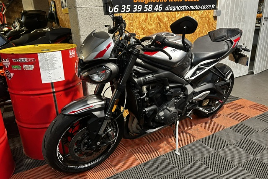 TRIUMPH STREET TRIPLE 765 RS 2021, Saint-Étienne, Diagnostic Moto Casse