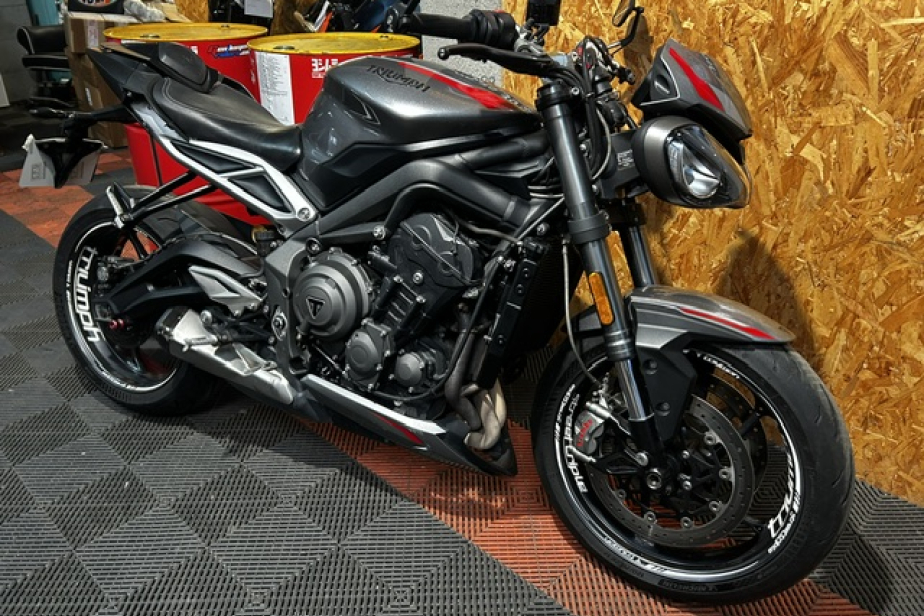 TRIUMPH STREET TRIPLE 765 RS 2021, Saint-Étienne, Diagnostic Moto Casse