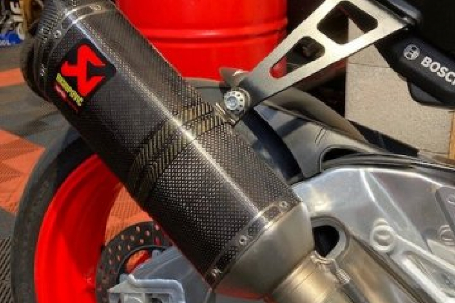 APRILIA 1000 RSV4 RR ABS 2018, Saint-Étienne, Diagnostic Moto Casse