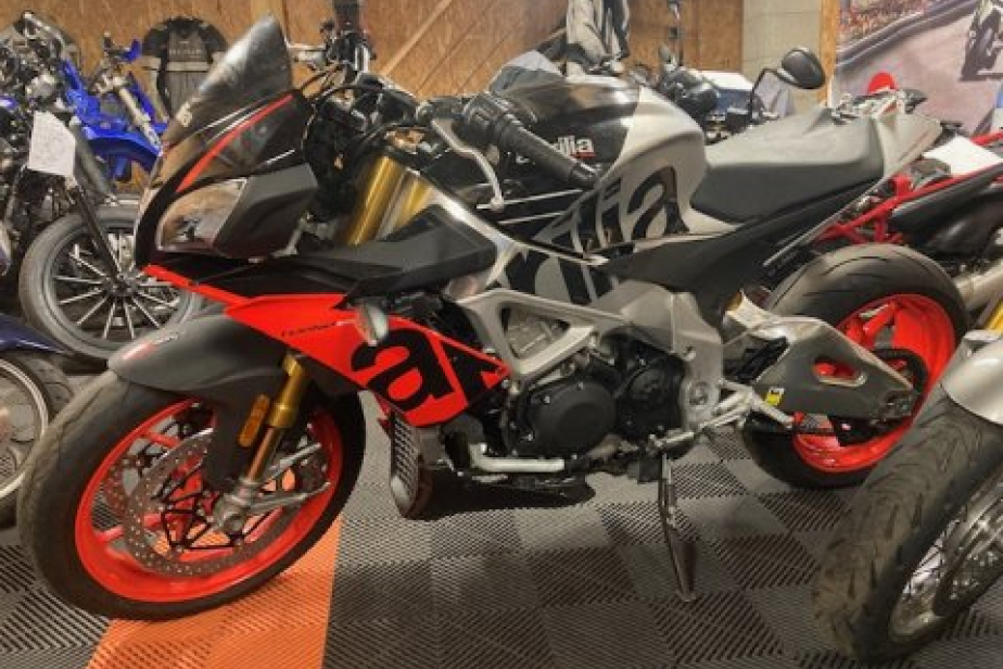 APRILIA 1100 TUONO FACTORY, Saint-Étienne, Diagnostic Moto Casse