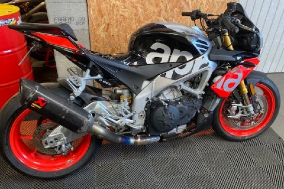 APRILIA 1100 TUONO V4 FACTORY 2018, Saint-Étienne, Diagnostic Moto Casse