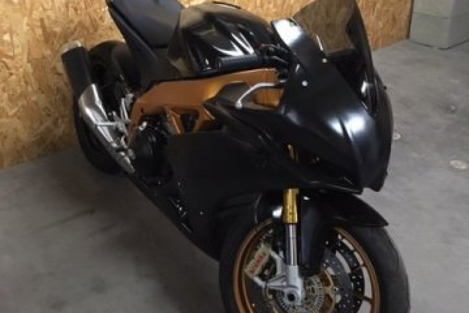 APRILIA RSV4 2012 APRC, Saint-Étienne, Diagnostic Moto Casse