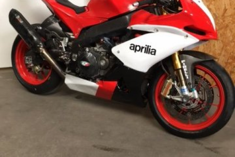 APRILIA RSV4 FACTORY APRC 2011, Saint-Étienne, Diagnostic Moto Casse