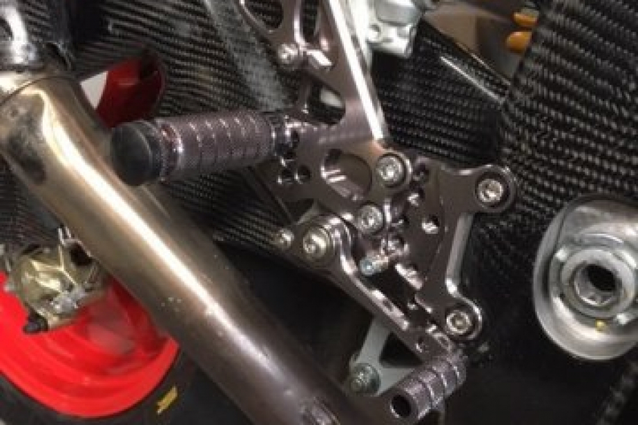 APRILIA RSV4 FACTORY APRC 2011, Saint-Étienne, Diagnostic Moto Casse