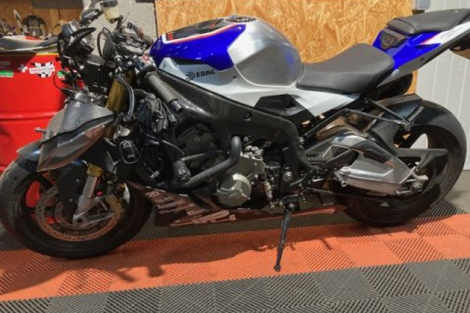 BMW S1000RR 2018 REPLICA HP4, Saint-Étienne, Diagnostic Moto Casse