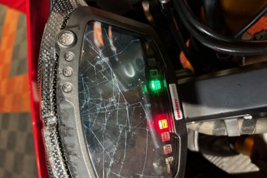 DUCATI 1098 S TRICOLORE 2008, Saint-Étienne, Diagnostic Moto Casse