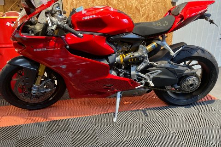 DUCATI 1199S 2012, Saint-Étienne, Diagnostic Moto Casse