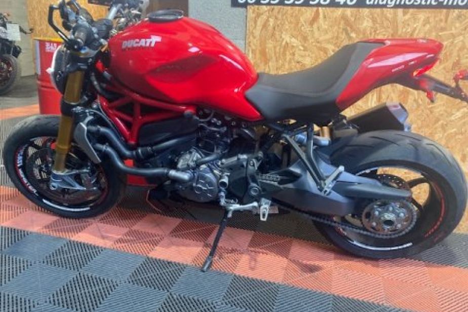 DUCATI 1200 MONSTER S, Saint-Étienne, Diagnostic Moto Casse