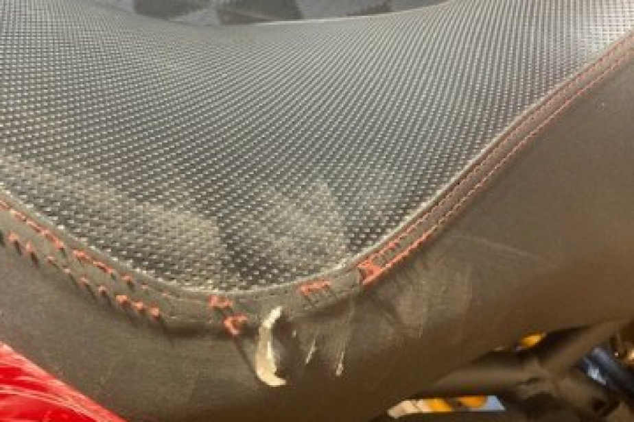 DUCATI 1200 MONSTER S, Saint-Étienne, Diagnostic Moto Casse