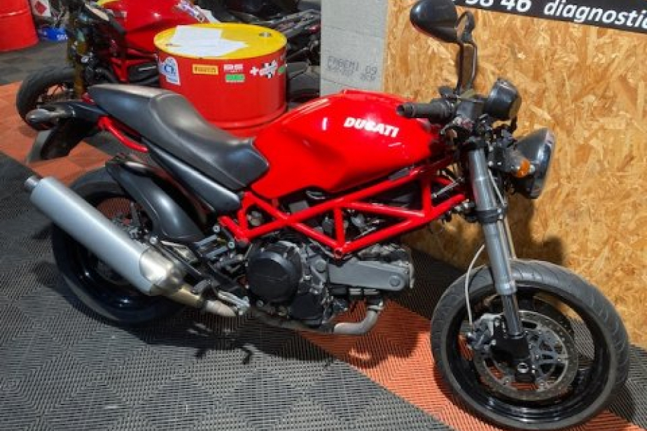 DUCATI 695 MONSTER, Saint-Étienne, Diagnostic Moto Casse