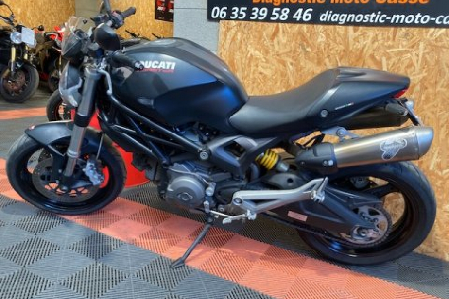 Ducati 696 MONSTER 2013, Saint-Étienne, Diagnostic Moto Casse