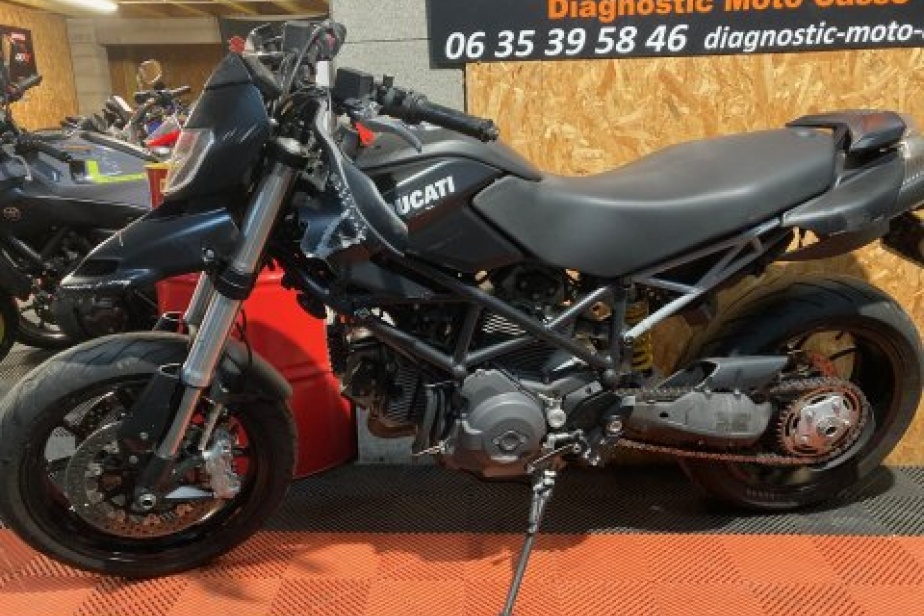 DUCATI 796 HYPERMOTARD, Saint-Étienne, Diagnostic Moto Casse
