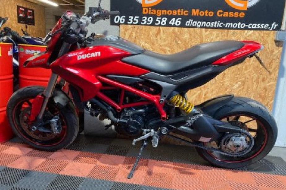 DUCATI 821 HYPERMOTARD 2013, Saint-Étienne, Diagnostic Moto Casse