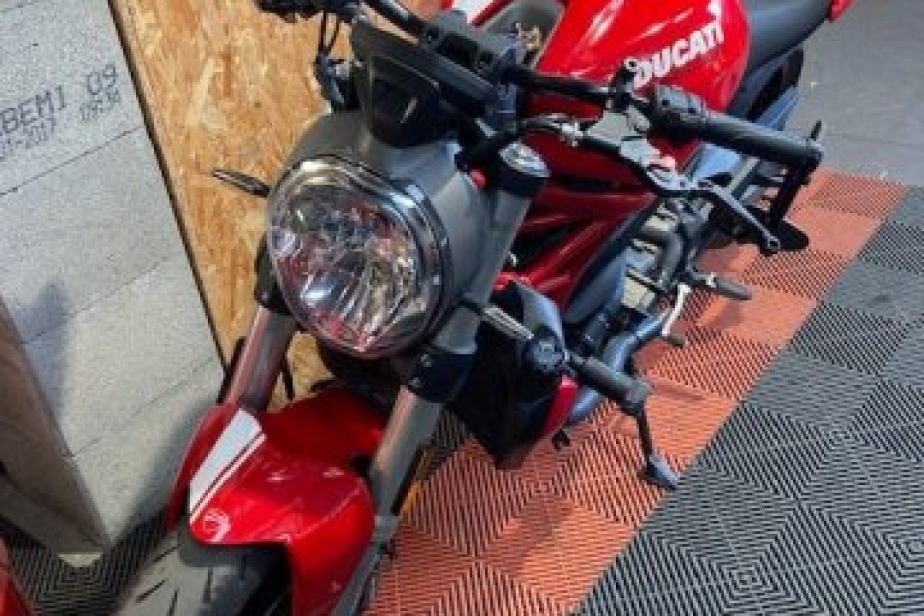 DUCATI 821 MONSTER 2017, Saint-Étienne, Diagnostic Moto Casse