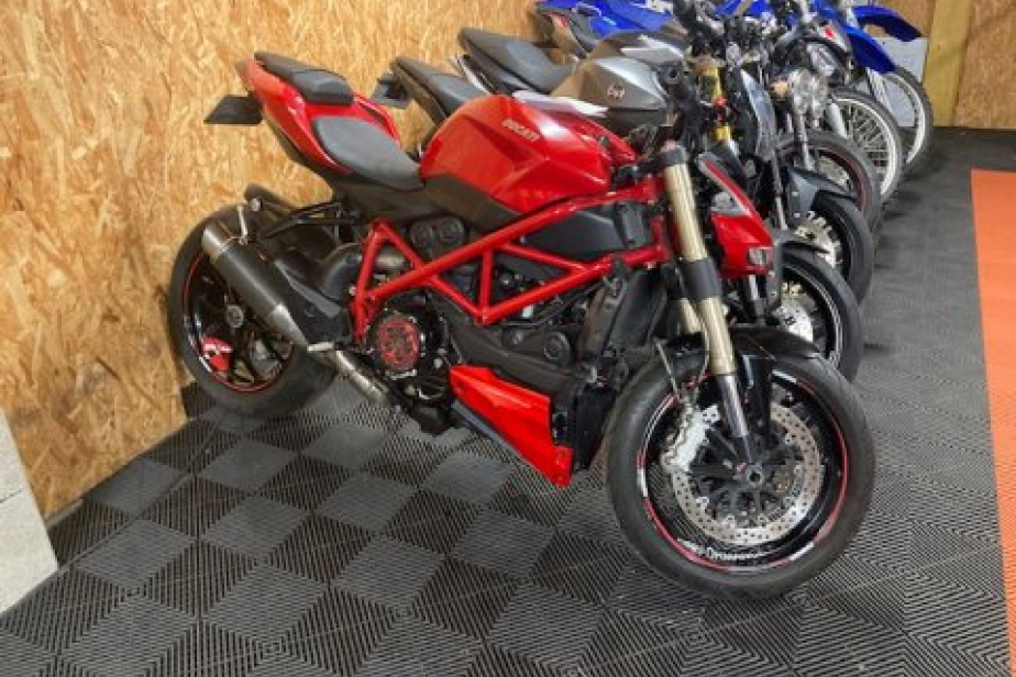 DUCATI 848 STREETFIGHTER 2014, Saint-Étienne, Diagnostic Moto Casse