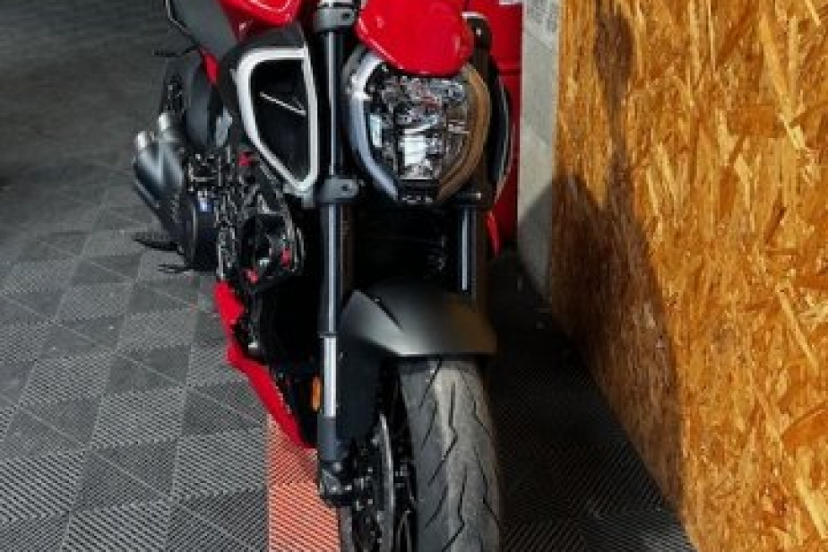 DUCATI DIAVEL 2024, Saint-Étienne, Diagnostic Moto Casse