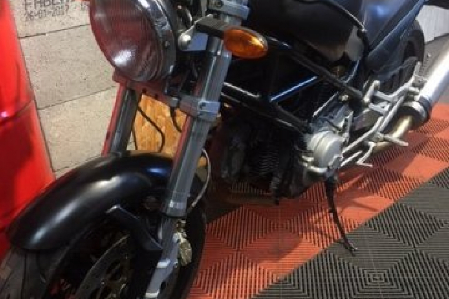 DUCATI MONSTER 620 IE DARK, Saint-Étienne, Diagnostic Moto Casse