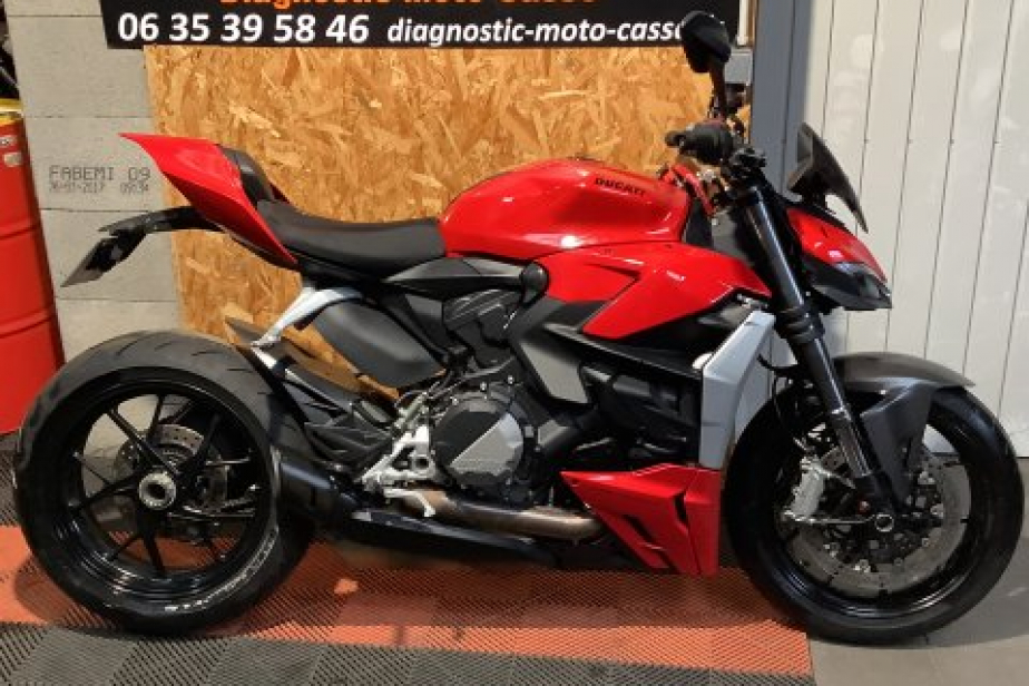 DUCATI STREETFIGHTER V2 2022, Saint-Étienne, Diagnostic Moto Casse