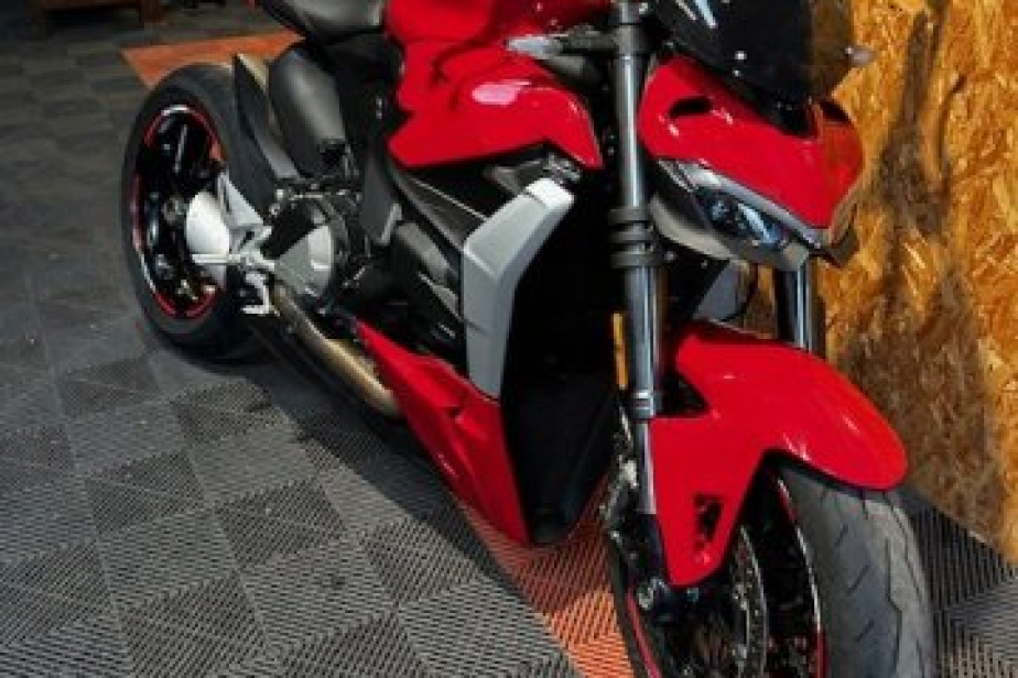 DUCATI STREETFIGHTER V2 2022, Saint-Étienne, Diagnostic Moto Casse