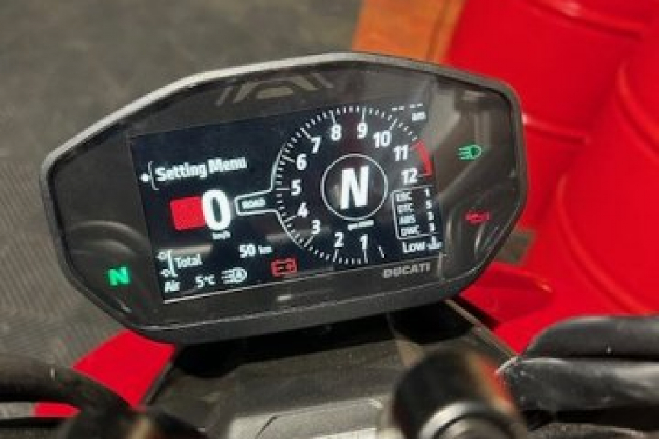 DUCATI STREETFIGHTER V2 2024, Saint-Étienne, Diagnostic Moto Casse