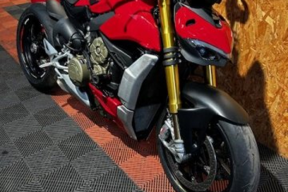 DUCATI STREETFIGHTER V4S 2021, Saint-Étienne, Diagnostic Moto Casse