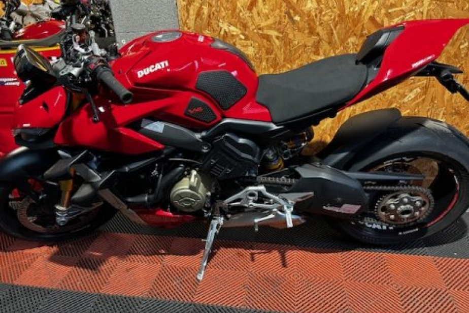 DUCATI STREETFIGHTER V4S 2021, Saint-Étienne, Diagnostic Moto Casse