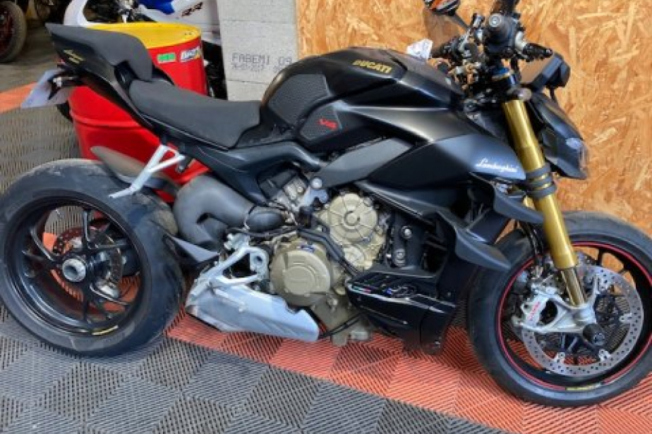 DUCATI STREETFIGHTER V4S 2022, Saint-Étienne, Diagnostic Moto Casse