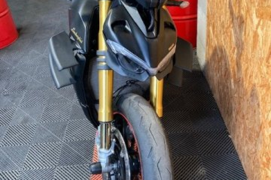 DUCATI STREETFIGHTER V4S 2022, Saint-Étienne, Diagnostic Moto Casse
