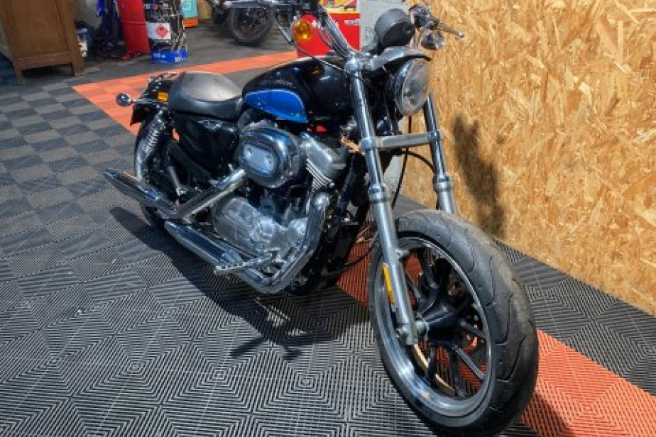 HARLEY DAVIDSON 883 SPORTSTER 2013, Saint-Étienne, Diagnostic Moto Casse