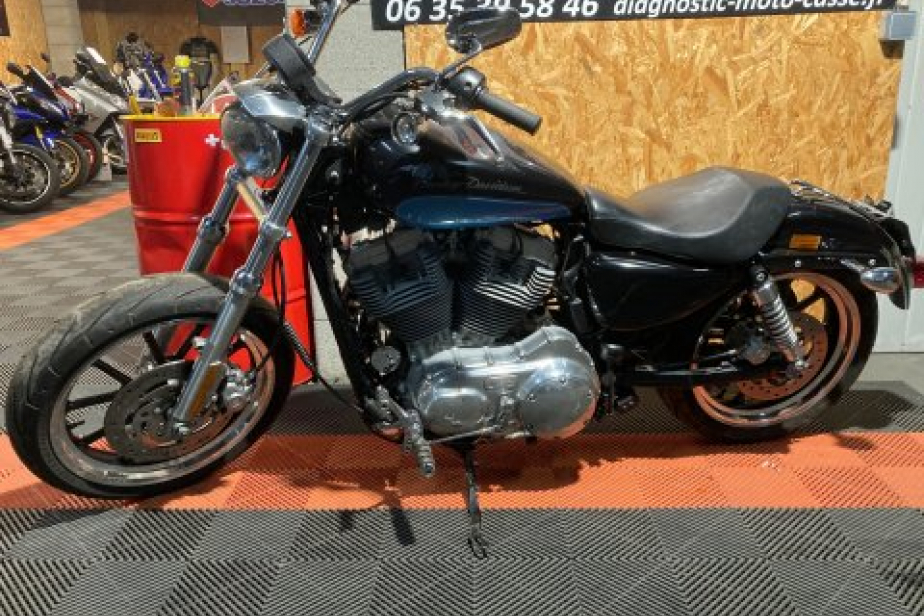HARLEY DAVIDSON 883 SPORTSTER 2013, Saint-Étienne, Diagnostic Moto Casse