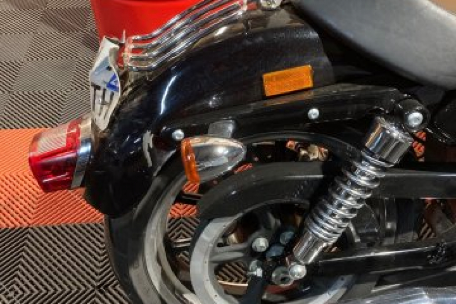 HARLEY DAVIDSON 883 SPORTSTER 2013, Saint-Étienne, Diagnostic Moto Casse