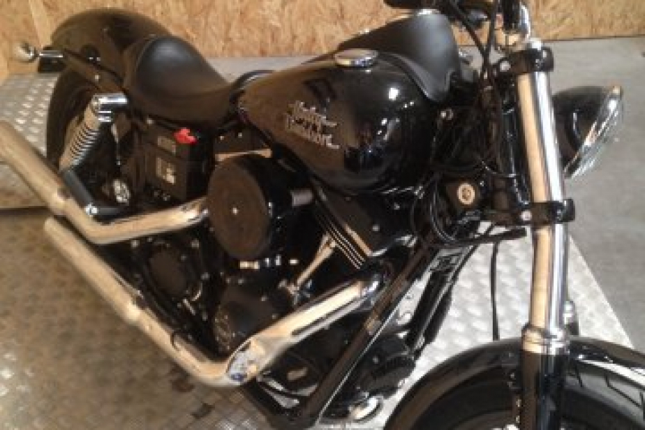 HARLEY DAVIDSON STREET BOB 2015, Saint-Étienne, Diagnostic Moto Casse